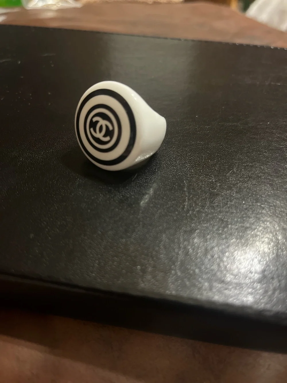 ChaneI Resin Swirl Black White Letter Logo Hippie Boho Vibes Ring Size 8